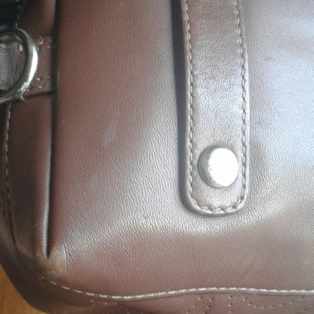 Coach - Picture 4 of 7